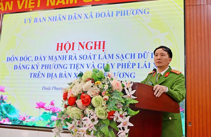 Xã Đoài Phương đôn đốc, đẩy mạnh rà soát làm sạch dữ liệu đăng ký phương tiện và giấy phép lái xe - Ảnh 2.