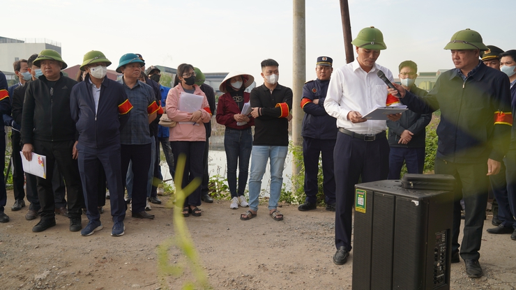 UBND xã Tây Phương tổ chức cưỡng chế thu hồi đất phục vụ dự án Cụm công nghiệp làng nghề Hữu Bằng- Ảnh 3.