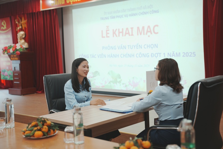 Phỏng vấn tuyển chọn Cộng tác viên hành chính công Đợt 1: Nhiều ứng viên là sinh viên các trường đại học- Ảnh 5.