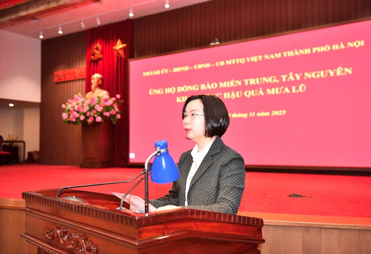 Phường Xuân Phương phát động ủng hộ đồng bào bị ảnh hưởng bởi bão lũ- Ảnh 1.