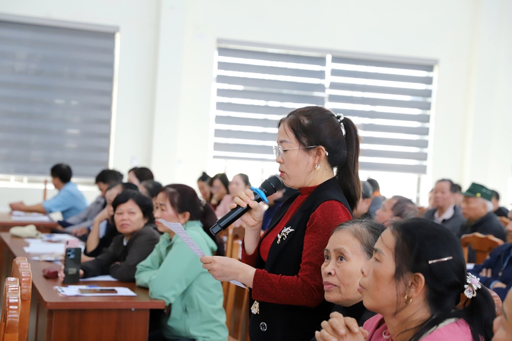 Các hộ gia đình thôn Cống Xuyên xã Thượng Phúc đồng tình chủ trương dự án đường sắt tốc độ cao trên trục Bắc – Nam- Ảnh 4.