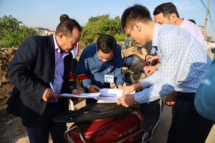 Xã Quang Minh cưỡng chế thu hồi đất thực hiện dự án X4, Lâm Hộ- Ảnh 2.