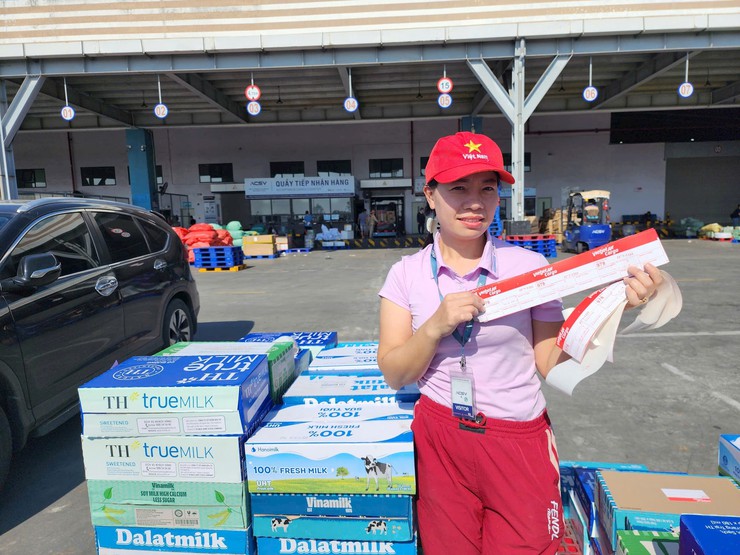 Đội thiện nguyện Phú Minh lan tỏa yêu thương, hướng về miền Trung ruột thịt- Ảnh 2.