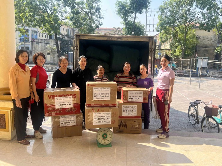 Đội thiện nguyện Phú Minh lan tỏa yêu thương, hướng về miền Trung ruột thịt- Ảnh 1.