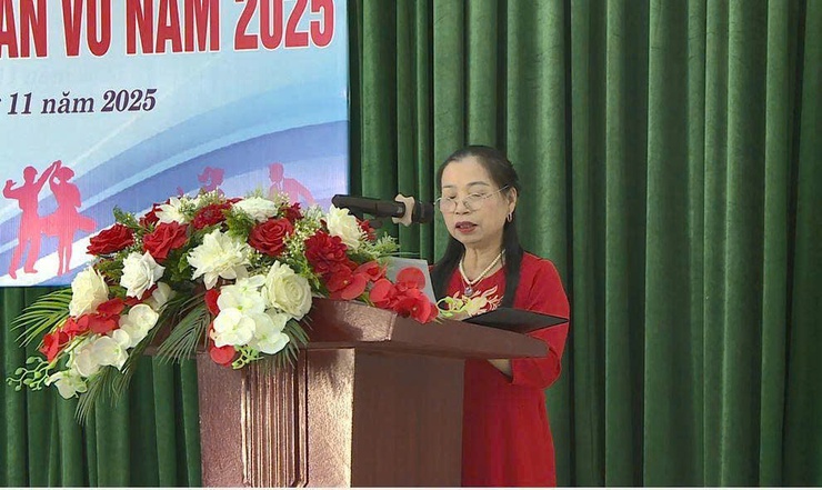 CLB Dân vũ – Khiêu vũ thể thao thôn 4,5,6,7 làng Thư Trai, xã Phúc Thọ tổng kết hoạt động năm 2025- Ảnh 3.