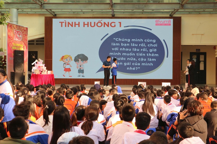 Phường Hai Bà Trưng tổ chức truyền thông về chăm sóc sức khỏe sinh sản vị thành niên, giáo dục kỹ năng sống, phòng tránh xâm hại, lạm dụng cho học sinh các trường THCS trên địa bàn.- Ảnh 8.