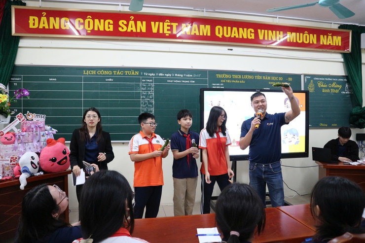 Phường Hai Bà Trưng tổ chức truyền thông về chăm sóc sức khỏe sinh sản vị thành niên, giáo dục kỹ năng sống, phòng tránh xâm hại, lạm dụng cho học sinh các trường THCS trên địa bàn.- Ảnh 3.