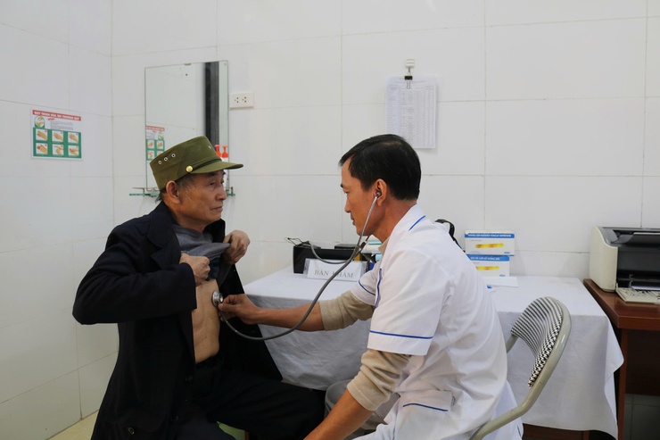 Trạm Y tế xã Quảng Bị phối hợp tổ chức chức khám, tư vấn sức khỏe tâm thần cho người dân- Ảnh 4.