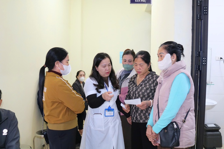 Trạm Y tế xã Quảng Bị phối hợp tổ chức chức khám, tư vấn sức khỏe tâm thần cho người dân- Ảnh 5.