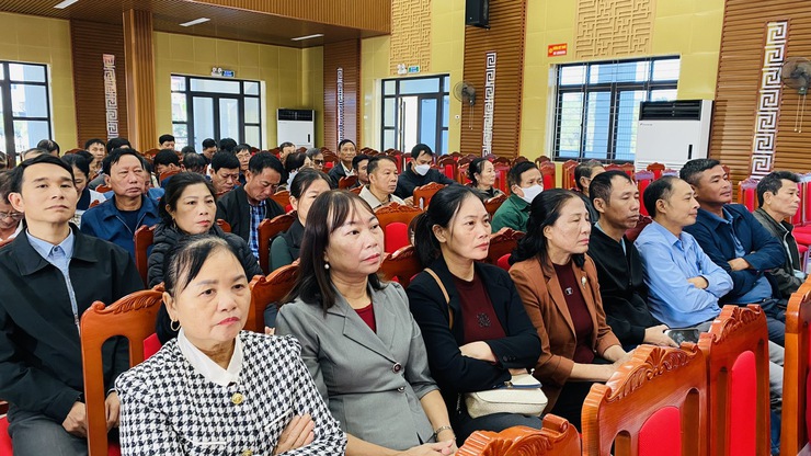 ĐẢNG ỦY XÃ HÁT MÔN TỔ CHỨC HỘI NGHỊ BỒI DƯỠNG NGHIỆP VỤ VỀ CÔNG TÁC NẮM BẮT, ĐỊNH HƯỚNG DƯ LUẬN XÃ HỘI- Ảnh 2.