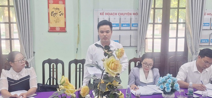 HĐND xã Hát Môn giám sát công tác quản lý, nâng cao chất lượng giáo dục tại các trường học- Ảnh 5.