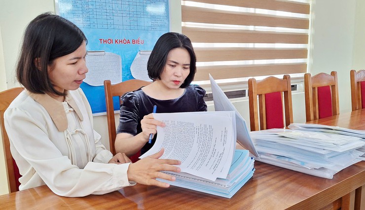 HĐND xã Hát Môn giám sát công tác quản lý giáo dục tại trường THCS Liên Hiệp.- Ảnh 3.