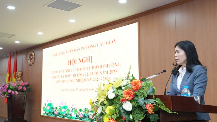 Hội nghị tiếp xúc cử tri của đại biểu HĐND Phường Cầu Giấy trước kỳ họp thường lệ cuối năm 2025 HĐND phường Cầu Giấy, nhiệm kỳ 2021-2026- Ảnh 6.