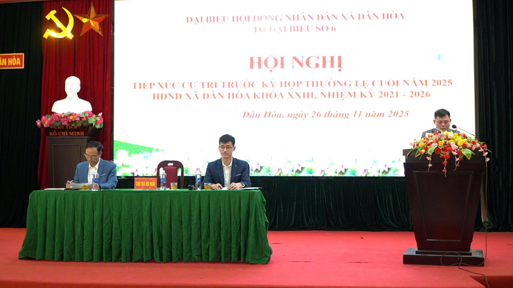 PHÁT HUY DÂN CHỦ CƠ SỞ: CỬ TRI TÂN ƯỚC VÀ HỒNG DƯƠNG THẲNG THẮN KIẾN NGHỊ TẠI HỘI NGHỊ TIẾP XÚC CỬ TRI CUỐI NĂM 2025, HĐND XÃ DÂN HÒA KHÓA XXIII NHIỆM KỲ 2021-2026- Ảnh 5.