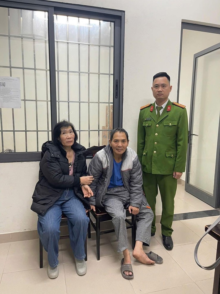 Một đêm đông ấm áp nghĩa tình tại Công an phường Dương Nội- Ảnh 1.