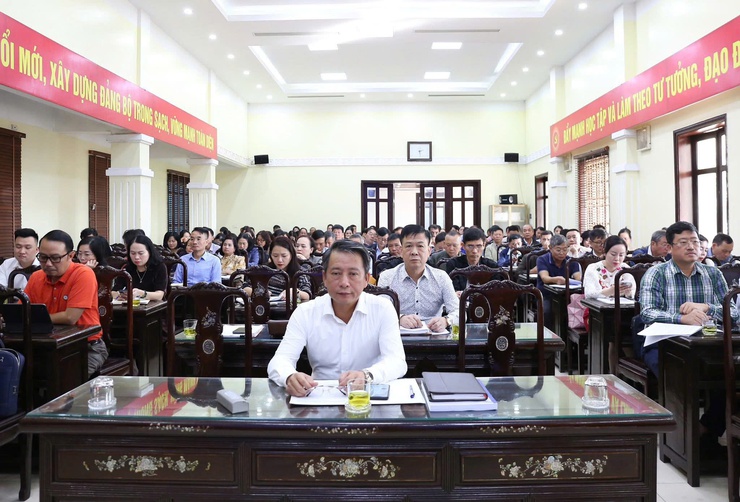 SÓC SƠN TỔ CHỨC HỘI NGHỊ QUÁN TRIỆT, TRIỂN KHAI VỀ CÔNG TÁC BẦU CỬ ĐẠI BIỂU QUỐC HỘI KHOÁ XVI VÀ ĐẠI BIỂU HĐND CÁC CẤP, NHIỆM KỲ 2026 – 2031.- Ảnh 1.