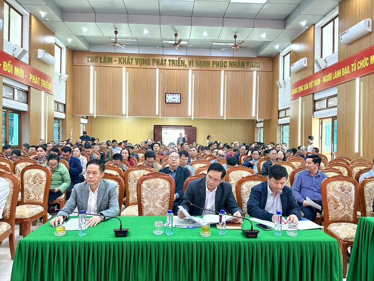 UBND xã Thư Lâm phối hợp với Ban quản lý Khu công nghệ cao và khu công nghiệp thành phố Hà Nội tổ chức hội nghị lấy ý kiến cơ quan, tổ chức, cá nhân, cộng đồng dân cư về đồ án quy hoạch- Ảnh 1.