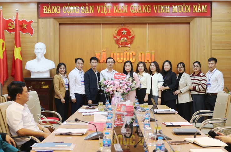 Quốc Oai trao quyết định Trưởng phòng văn hoá xã hội- Ảnh 4.