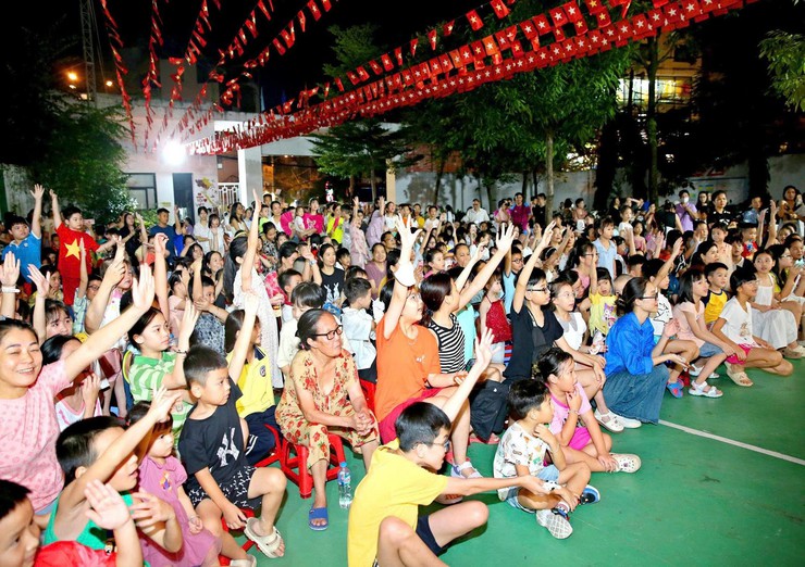 SẮC MÀU TRUNG THU RỘN RÃ TRÊN ĐỊA BÀN PHƯỜNG VĂN MIẾU – QUỐC TỬ GIÁM- Ảnh 3.