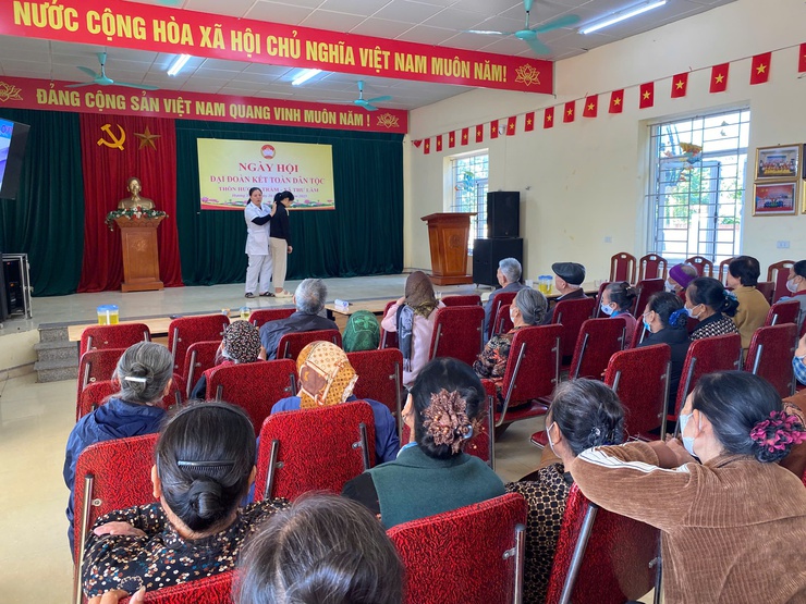 Trạm Y tế xã Thư Lâm tổ chức truyền thông phòng chống tai nạn thương tích và hướng dẫn kỹ thuật sơ cấp cứu tại cộng đồng- Ảnh 7.