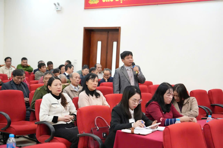 Công an xã Quảng Oai tổ chức Hội nghị "Công an lắng nghe ý kiến nhân dân" năm 2025- Ảnh 6.