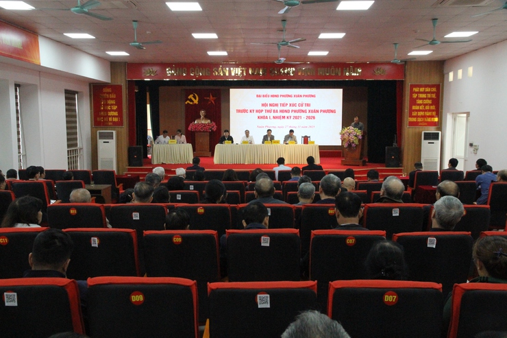 Hội nghị tiếp xúc cử tri của đại biểu HĐND Phường Xuân Phương trước kỳ họp thứ ba kỳ họp cuối năm 2025 HĐND khoá l, nhiệm kỳ 2021-2026.- Ảnh 1.