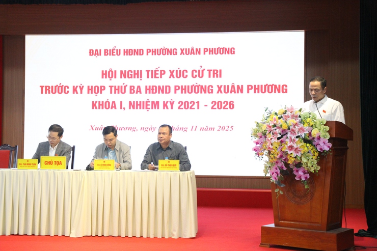 Hội nghị tiếp xúc cử tri của đại biểu HĐND Phường Xuân Phương trước kỳ họp thứ ba kỳ họp cuối năm 2025 HĐND khoá l, nhiệm kỳ 2021-2026.- Ảnh 3.