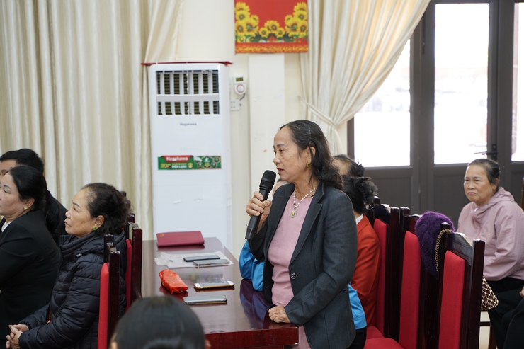 Đồng chí Chủ tịch UBND xã Chuyên Mỹ tiếp xúc cử tri 8 thôn khu vực Vân Từ- Ảnh 4.