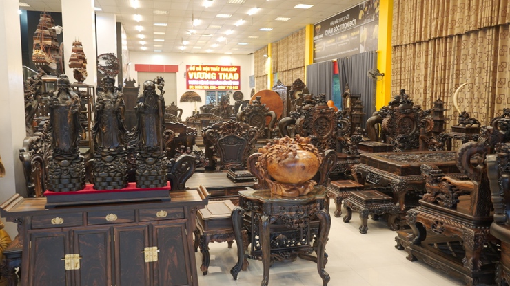 Mộc cao cấp Vạn Điểm: Nơi hồn Việt tỏa sáng qua từng đường nét chạm.- Ảnh 3.