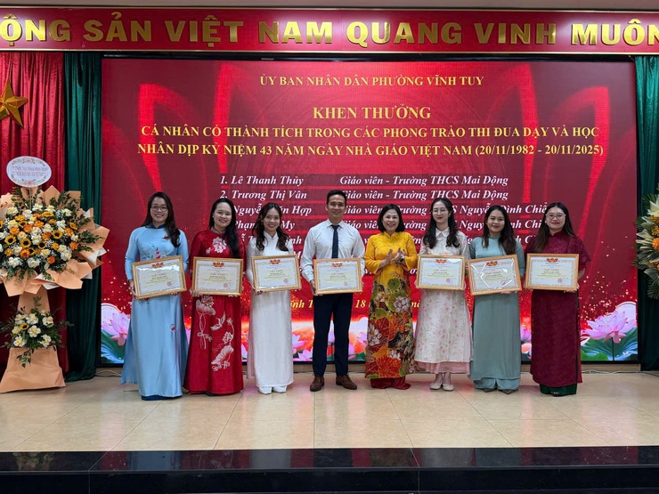 Phường Vĩnh Tuy phát động phong trào thi đua Dạy tốt-Học tốt nhân Kỷ niệm 43 năm Ngày Nhà giáo Việt Nam, trao tặng Bằng khen Thành phố cho tập thể có thành tích xuất sắc và khen thưởng các tập thể, cá nhân có thành tích trong Ngành GDĐT- Ảnh 6.