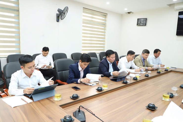 HĐND xã Yên Xuân giám sát UBND trong triển khai thực hiện Nghị quyết số 10/2025 của HĐND về tiếp tục thực hiện nhiệm vụ phát triển kinh tế - xã hội năm 2025- Ảnh 6.