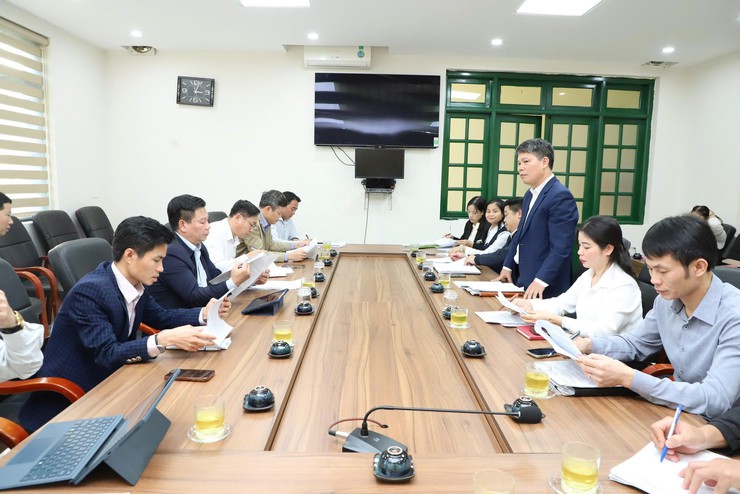 HĐND xã Yên Xuân giám sát UBND trong triển khai thực hiện Nghị quyết số 10/2025 của HĐND về tiếp tục thực hiện nhiệm vụ phát triển kinh tế - xã hội năm 2025- Ảnh 5.