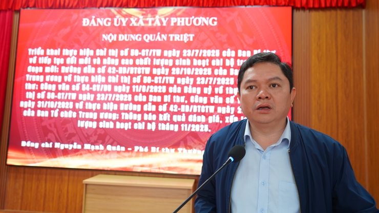 ĐẢNG UỶ XÃ TÂY PHƯƠNG TỔ CHỨC HỘI NGHỊ QUÁN TRIỆT CHỈ THỊ 50, ĐÁNH GIÁ CHẤT LƯỢNG TỔ CHỨC ĐẢNG VÀ TẬP HUẤN PHẦN MỀM SỔ TAY ĐẢNG VIÊN ĐIỆN TỬ NĂM 2025- Ảnh 2.