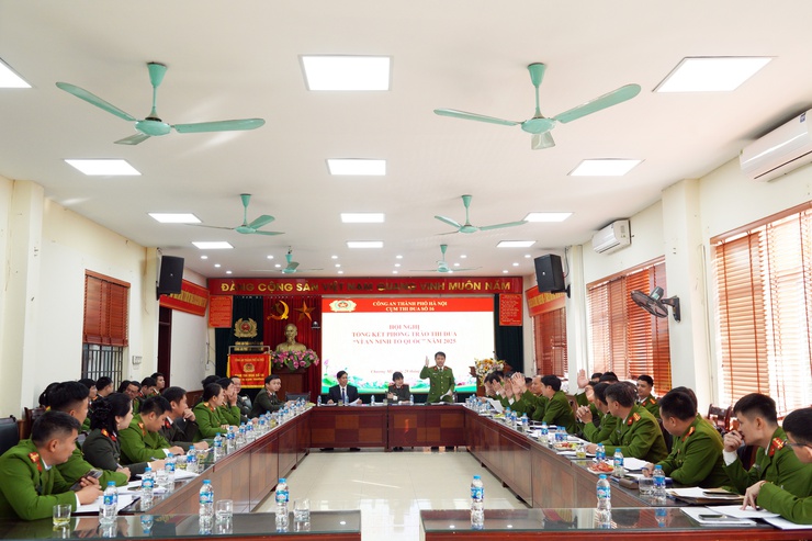 Cụm thi đua số 16 – Công an Thành phố Hà Nội tổng kết phong trào thi đua “Vì an ninh Tổ quốc” năm 2025- Ảnh 2.