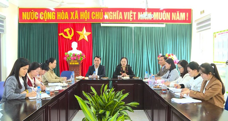 Đoàn đánh giá ngoài của Sở Giáo dục và Đào tạo Hà Nội tổ chức buổi làm việc và khảo sát sơ bộ tại Trường Mầm non Xuân Phú- Ảnh 4.