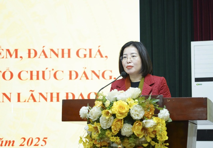 Đảng ủy xã Thường Tín triển khai Kế hoạch kiểm điểm, đánh giá và xếp loại chất lượng tổ chức Đảng, Đảng viên, cán bộ lãnh đạo quản lý năm 2025- Ảnh 1.