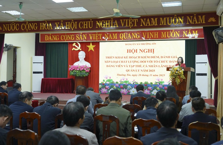 Đảng ủy xã Thường Tín triển khai Kế hoạch kiểm điểm, đánh giá và xếp loại chất lượng tổ chức Đảng, Đảng viên, cán bộ lãnh đạo quản lý năm 2025- Ảnh 3.
