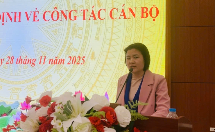 UBND phường Tây Tựu công bố quyết định về công tác cán bộ- Ảnh 1.