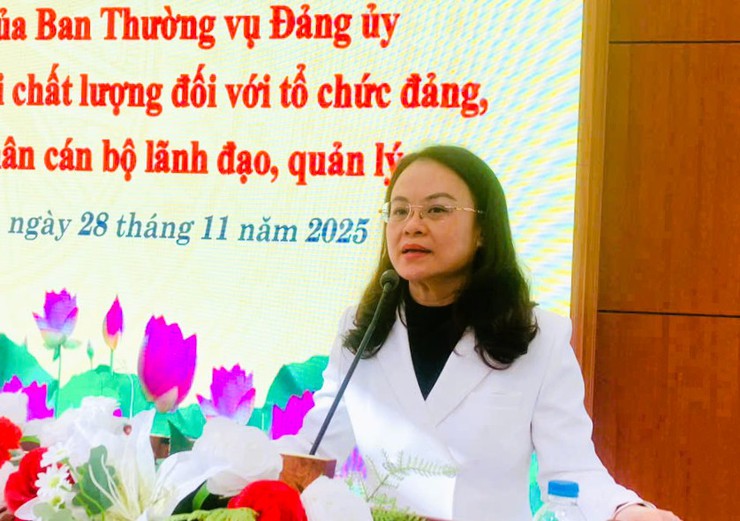 Đảng ủy phường Tây Tựu quán triệt thực hiện kế hoạch đánh giá chất lượng tổ chức Đảng, đảng viên, cán bộ quản lý năm 2025- Ảnh 2.