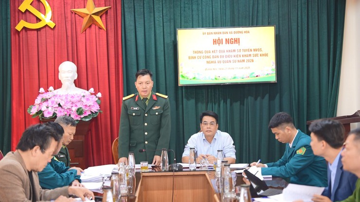 Hội nghị thông qua kết quả khám sơ tuyển nghĩa vụ Quân sự, bình cử công dân đủ điều kiện khám sức khoẻ nghĩa vụ Quân sự năm 2026- Ảnh 5.