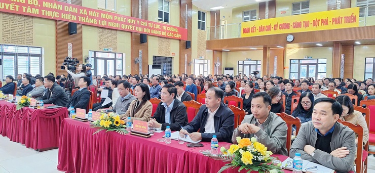 Mô hình sinh hoạt chi bộ “mẫu” - Tạo chuyển biến mạnh trong chất lượng sinh hoạt ở cơ sở- Ảnh 2.