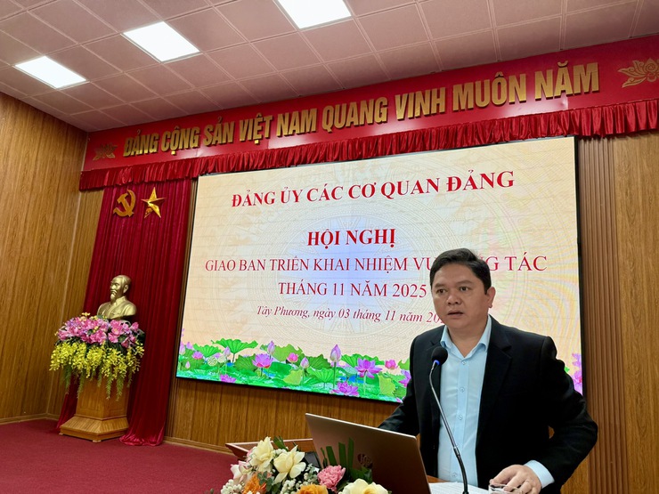  ĐẢNG ỦY CÁC CƠ QUAN ĐẢNG XÃ TÂY PHƯƠNG TỔ CHỨC HỘI NGHỊ GIAO BAN TRIỂN KHAI NHIỆM VỤ CÔNG TÁC THÁNG 11 NĂM 2025- Ảnh 4.