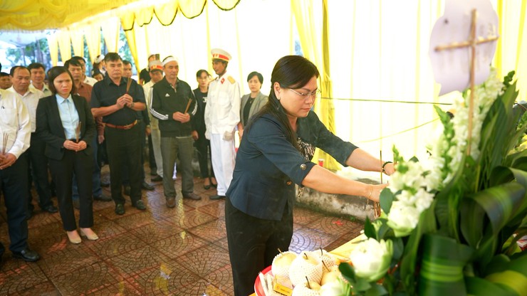 Xã Dương Hoà tổ chức Lễ đón nhận và an tang liệt sĩ Đỗ Đăng Hán- Ảnh 3.