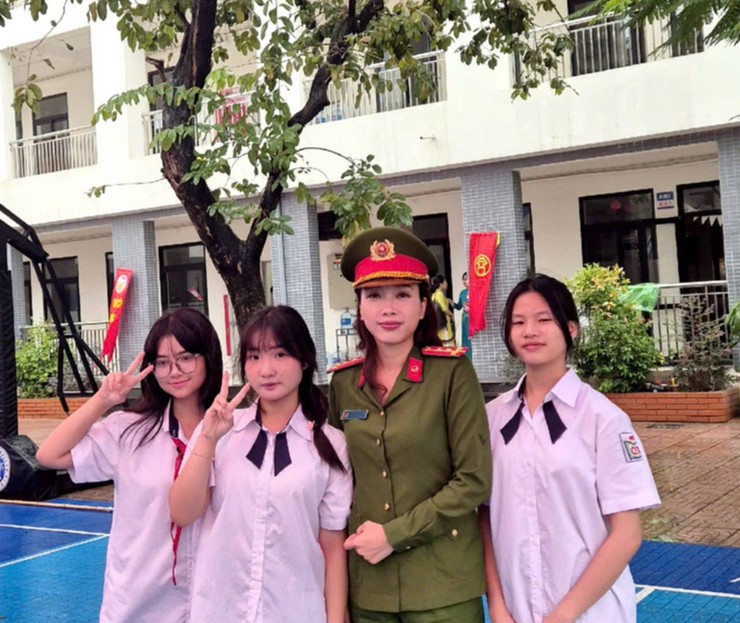 Phường Đống Đa hưởng ứng Ngày Pháp luật nước Cộng hòa xã hội chủ nghĩa Việt Nam- Ảnh 6.