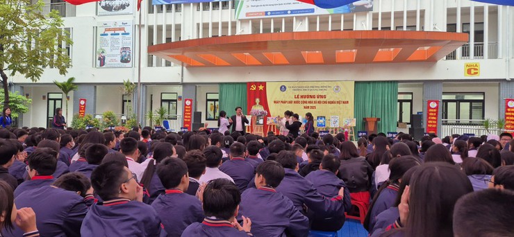 Phường Đống Đa hưởng ứng Ngày Pháp luật nước Cộng hòa xã hội chủ nghĩa Việt Nam- Ảnh 7.