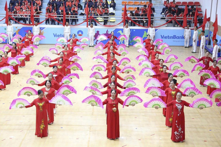 XÃ SÓC SƠN TƯNG BỪNG KHAI MẠC ĐẠI HỘI THỂ DỤC THỂ THAO LẦN THỨ NHẤT NĂM 2025.- Ảnh 6.