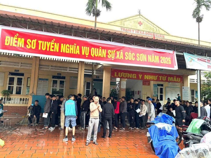 HỘI ĐỒNG NGHĨA VỤ QUÂN SỰ XÃ SÓC SƠN TIẾP TỤC TỔ CHỨC KHÁM SƠ TUYỂN NGHĨA VỤ QUÂN SỰ NĂM 2026.- Ảnh 1.
