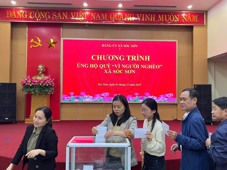 ĐẢNG ỦY CÁC CƠ QUAN ĐẢNG XÃ SÓC SƠN TỔ CHỨC LỄ CHÀO CỜ, ỦNG HỘ QUỸ “VÌ NGƯỜI NGHÈO” VÀ TRIỂN KHAI NHIỆM VỤ THÁNG 11- Ảnh 6.