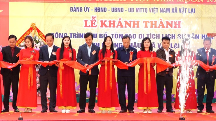 Lễ khánh thành công trình tu bổ, tôn tạo di tích lịch sử văn hóa Đình Phong Châu- Ảnh 8.