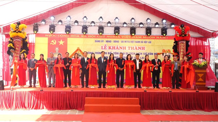 Lễ khánh thành công trình tu bổ, tôn tạo di tích lịch sử văn hóa Đình Phong Châu- Ảnh 9.